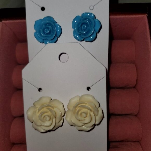 Flower stud bundle - Picture 1 of 1
